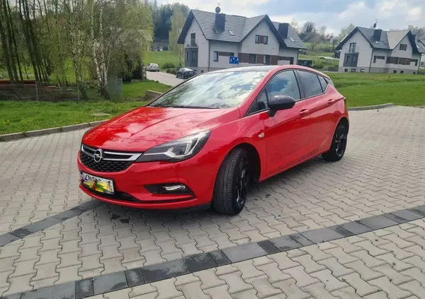 opel Opel Astra cena 69900 przebieg: 130000, rok produkcji 2018 z Wieliczka
